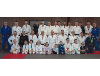 Groupe du Dimanche de 10h à 11h30 . judo et ju-jitsu